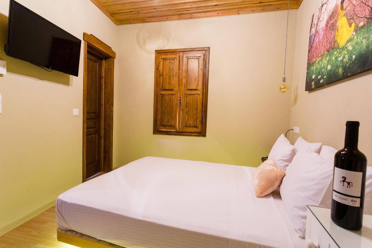 Blossom rooms&suite Veria  Eksteriør billede