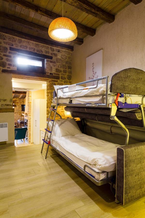Blossom rooms&suite Veria  Eksteriør billede